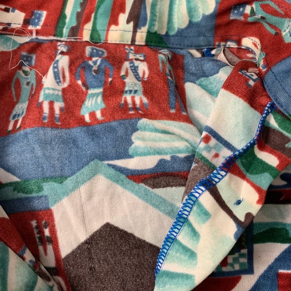 Vintage Patterned Button Down - Picture 5 of 5